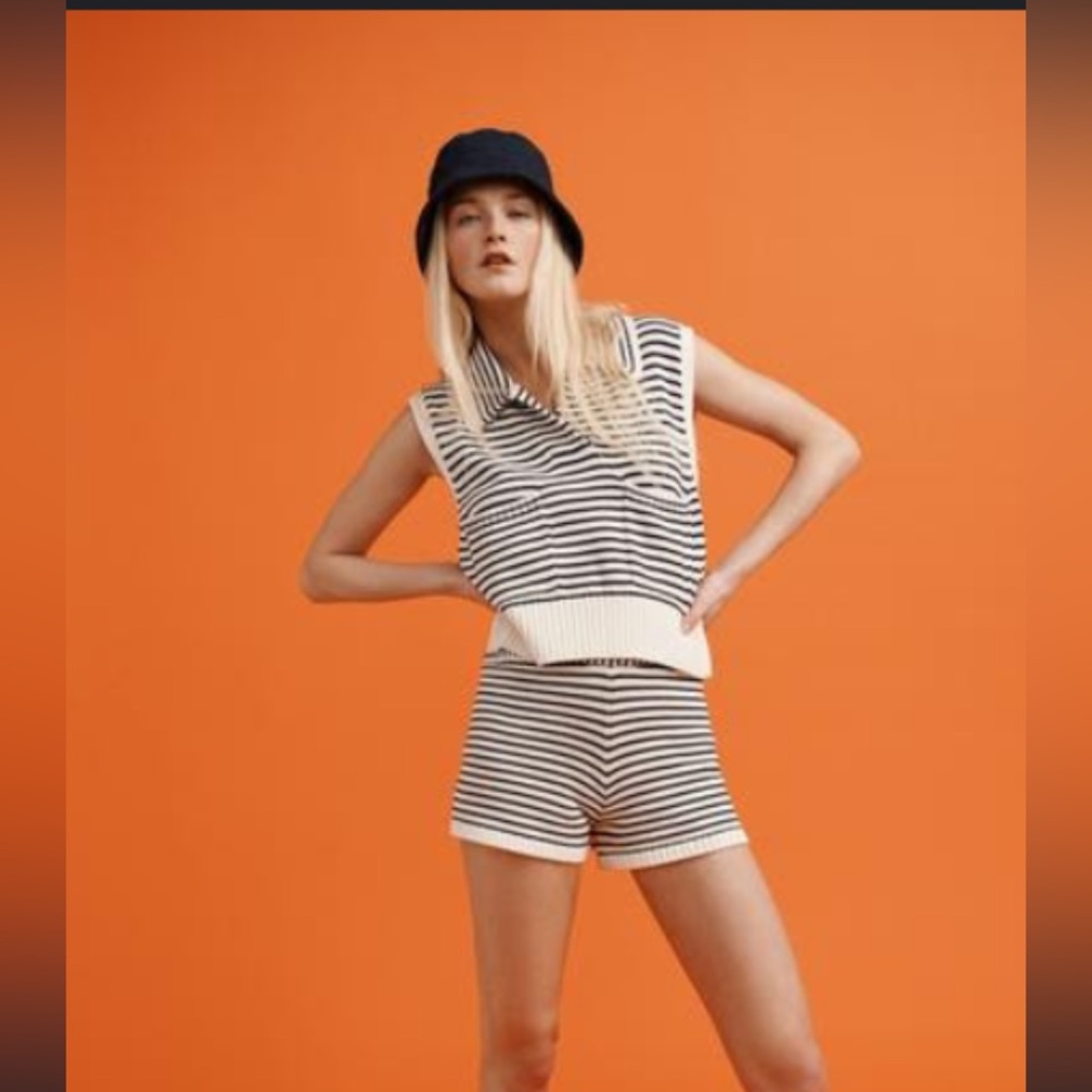Zara | Navy and White Striped Knit Top